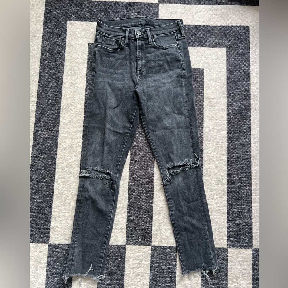 BDG distressed high rise jeans